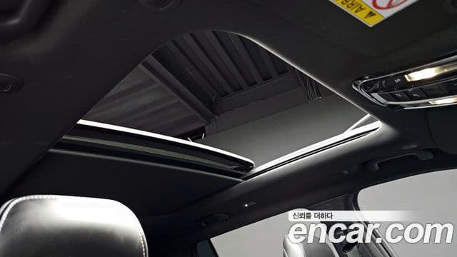 Jeep Grand Cherokee 2022 — Фото 19/20