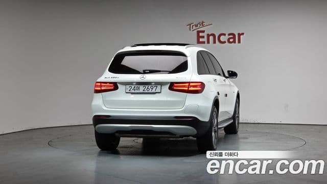 Mercedes-Benz GLC-Class 2019 — Şəkil 4/20