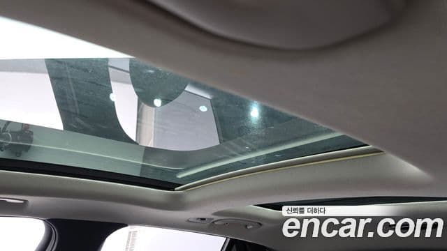 Mercedes-Benz GLC-Class 2019 — Şəkil 18/20