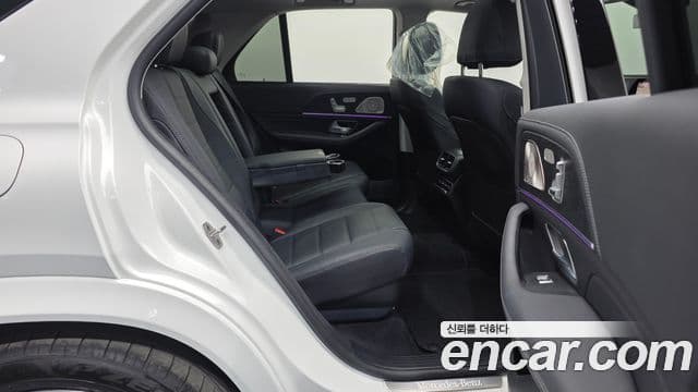 Mercedes-Benz GLE-Class 2023 — Şəkil 12/20