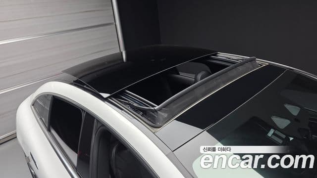 Mercedes-Benz EQE 2023 — ფოტო 12/20