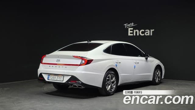 Hyundai Sonata 2021 — ფოტო 2/20