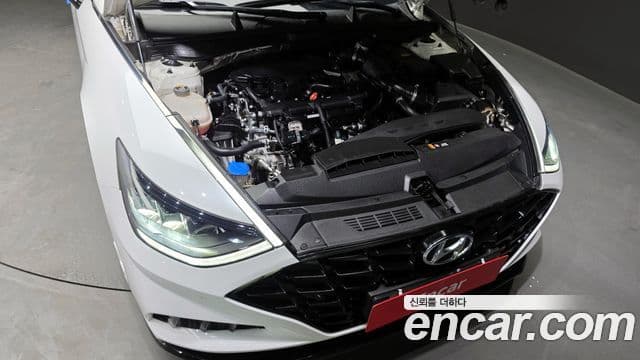 Hyundai Sonata 2021 — ფოტო 6/20