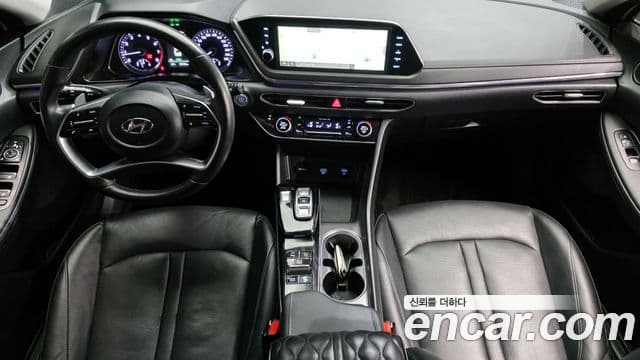 Hyundai Sonata 2021 — ფოტო 7/20
