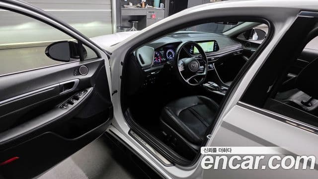 Hyundai Sonata 2021 — ფოტო 10/20