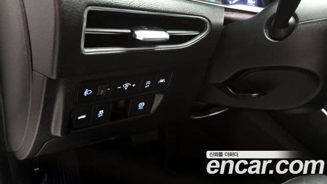 Hyundai Sonata 2021 — ფოტო 14/20