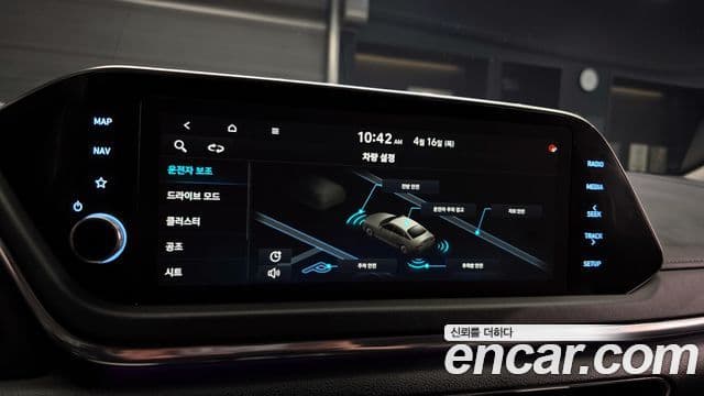 Hyundai Sonata 2021 — ფოტო 18/20