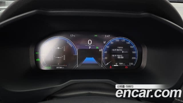 Toyota RAV4 2024 — Şəkil 8/20