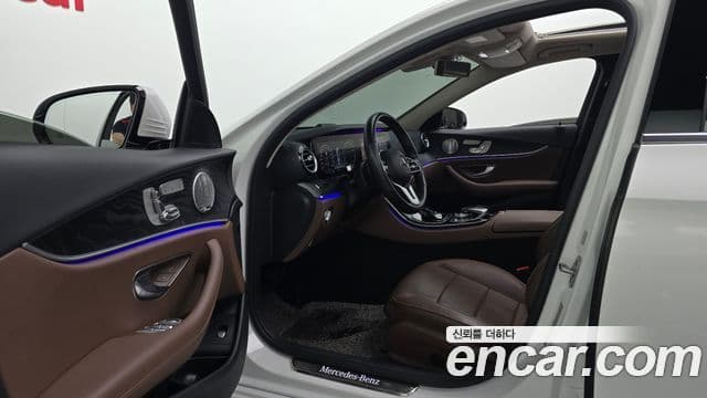 Mercedes-Benz E-Class 2020 — Şəkil 10/20