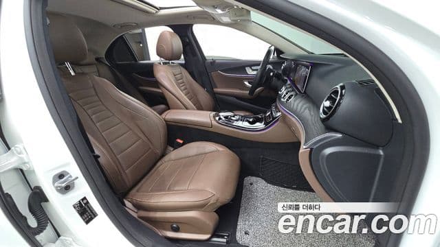 Mercedes-Benz E-Class 2020 — Şəkil 11/20