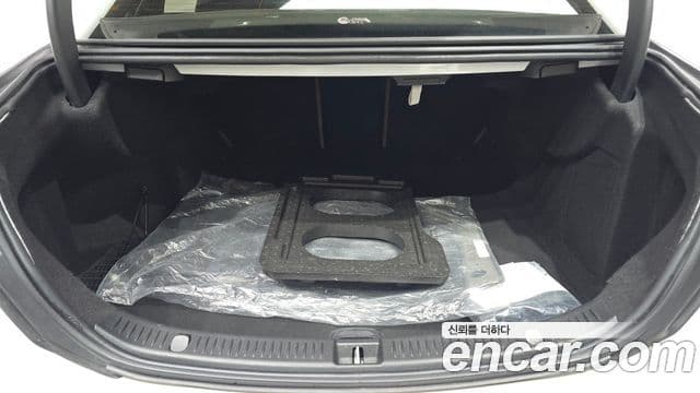 Mercedes-Benz E-Class 2020 — Şəkil 20/20