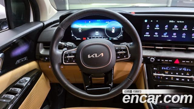 Kia Carnival 2023 — Şəkil 12/20