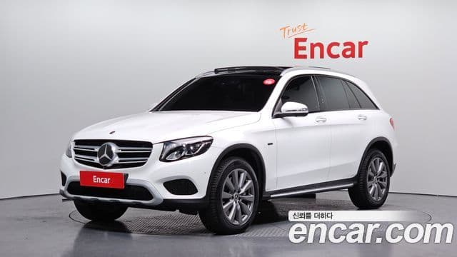 Mercedes-Benz GLC-Class 2018 — Şəkil 1/20