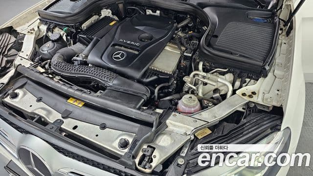 Mercedes-Benz GLC-Class 2018 — Şəkil 6/20