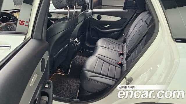 Mercedes-Benz GLC-Class 2018 — Şəkil 11/20