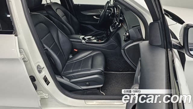Mercedes-Benz GLC-Class 2018 — Şəkil 12/20