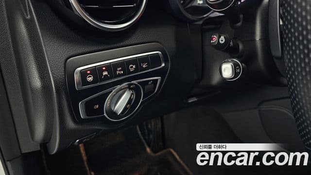 Mercedes-Benz GLC-Class 2018 — Şəkil 14/20