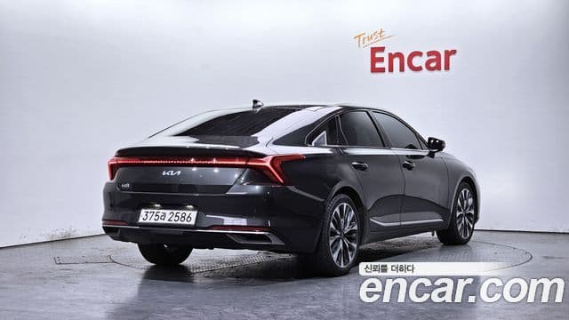 Kia K8 2022 — ფოტო 26/33