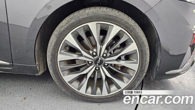 Kia K8 2022 — ფოტო 30/33