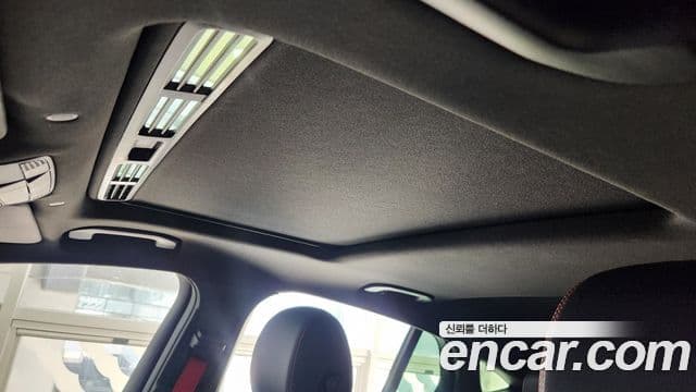 Mercedes-Benz GLC-Class 2022 — Photo 13/20
