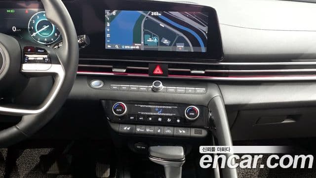 Hyundai Avante 2021 — ფოტო 13/20