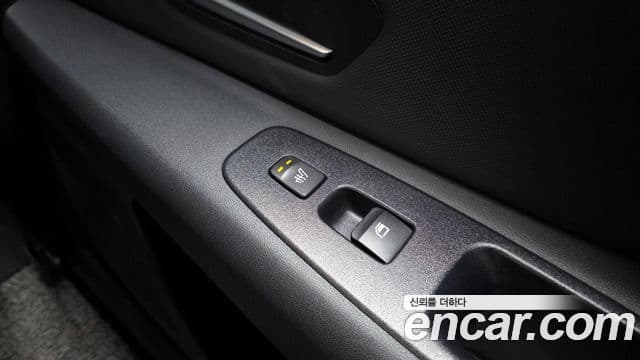 Hyundai Avante 2021 — ფოტო 19/20