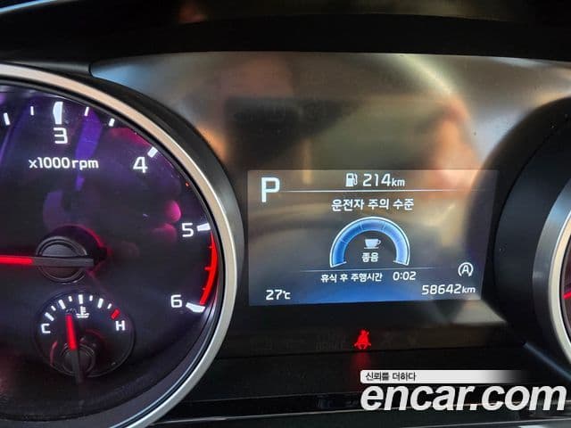 Kia Carnival 2022 — Фото 7/17