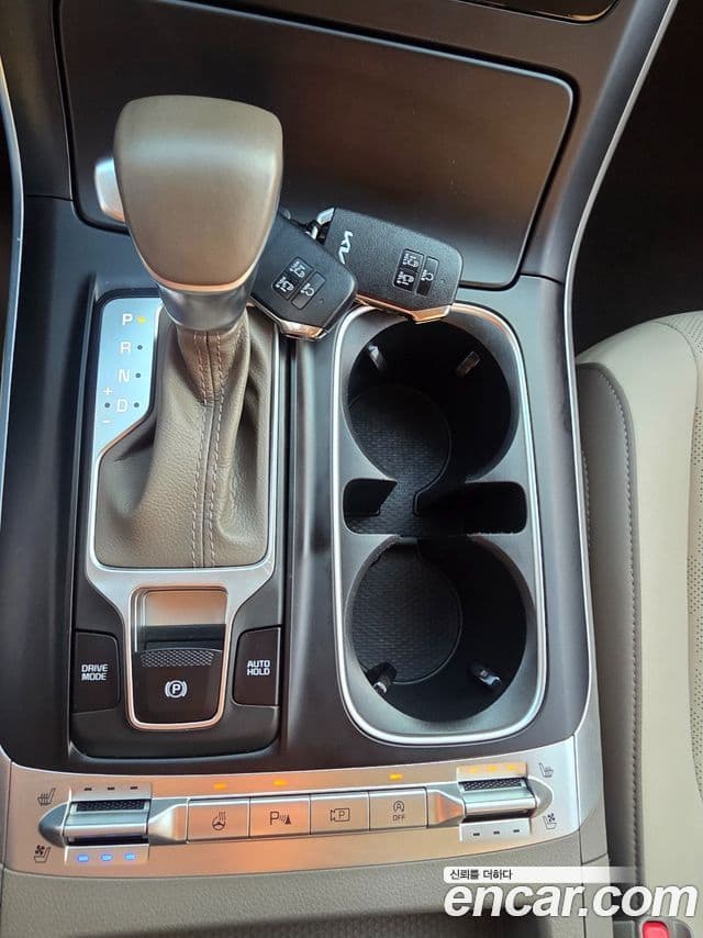 Kia Carnival 2022 — Фото 11/17