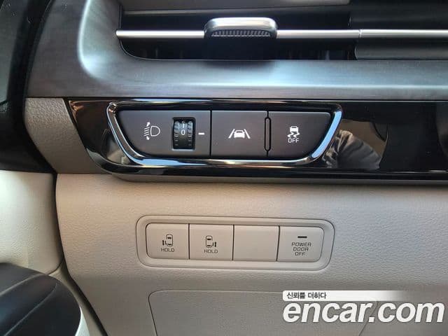Kia Carnival 2022 — Фото 12/17