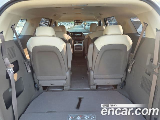 Kia Carnival 2022 — Фото 17/17