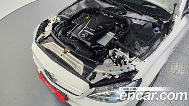 Mercedes-Benz C-Class 2018 — ფოტო 6/20