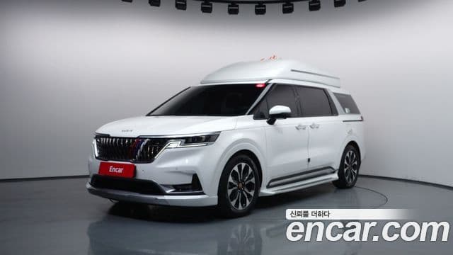 Kia Carnival 2021 — Фото 1/20