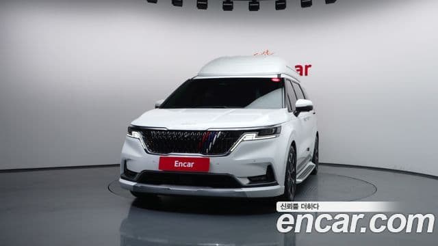 Kia Carnival 2021 — Фото 3/20