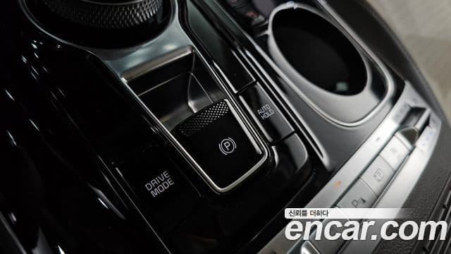 Kia Carnival 2021 — Фото 15/20
