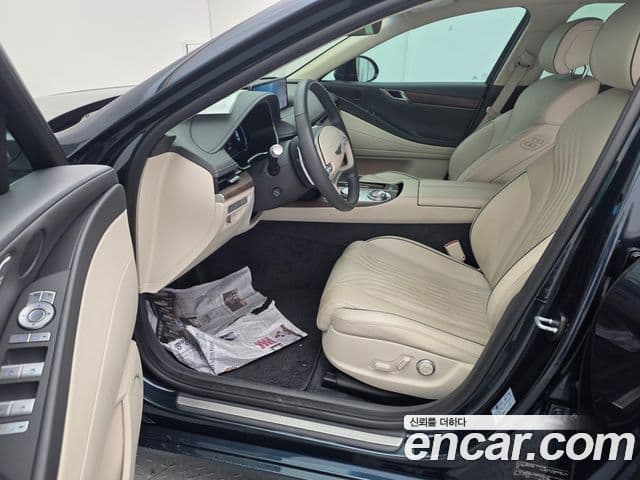 Genesis Electrified G80 2023 — ფოტო 3/16