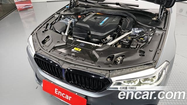 BMW 5 Series 2020 — Şəkil 6/20