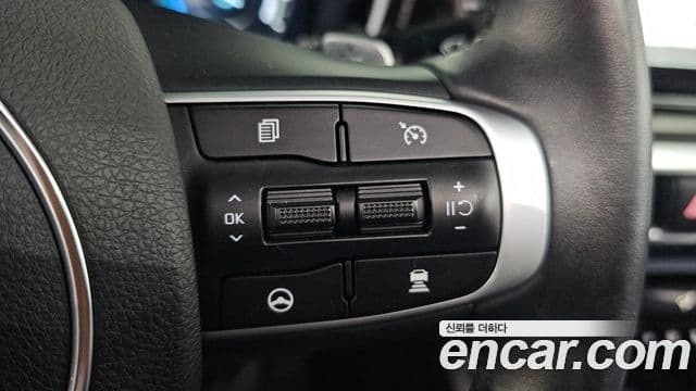 Kia K5 2023 — Şəkil 15/20