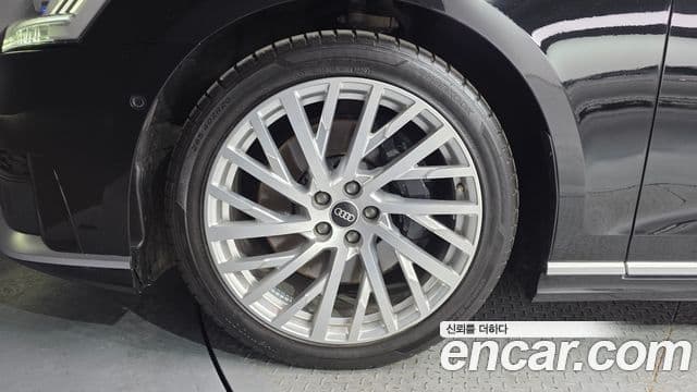 Audi A8 2021 — Şəkil 5/20