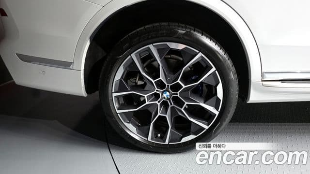 BMW X7 2024 — фото 5 из 20