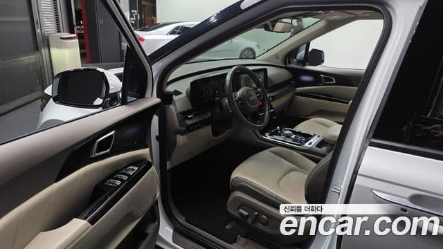 Kia Carnival 2022 — Şəkil 10/20