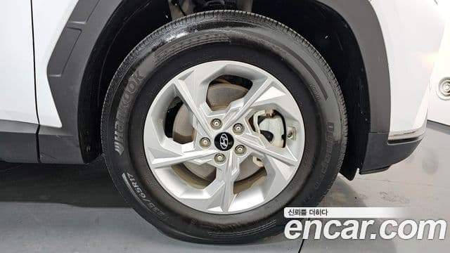 Hyundai Tucson Hybrid 2022 — Photo 24/31