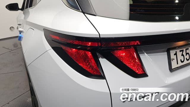 Hyundai Tucson Hybrid 2022 — Photo 30/31