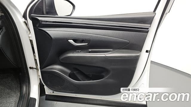 Hyundai Tucson Hybrid 2022 — Photo 26/31