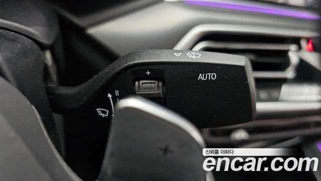 BMW X6 2020 — Photo 16/33