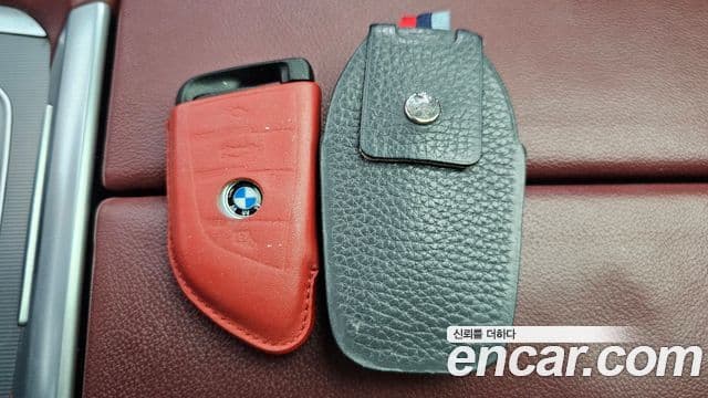 BMW X6 2020 — Photo 27/33