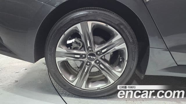 Kia K5 2022 — фото 5 из 20
