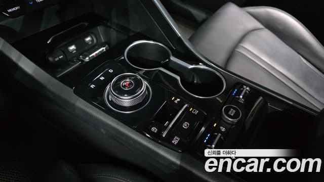 Kia K5 2022 — Şəkil 9/20