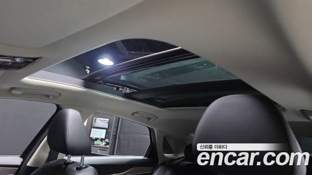Kia K5 2022 — Şəkil 15/20