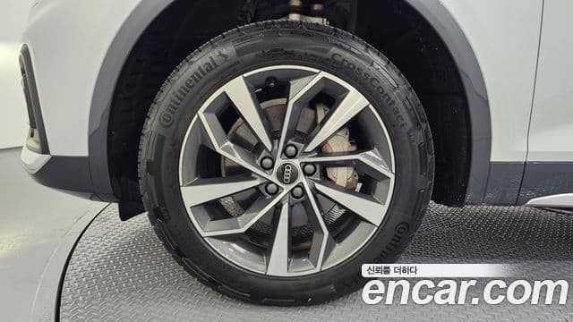 Audi Q5 2021 — Şəkil 5/20