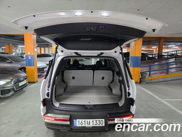 Hyundai Santa Fe 2023 — Şəkil 14/15
